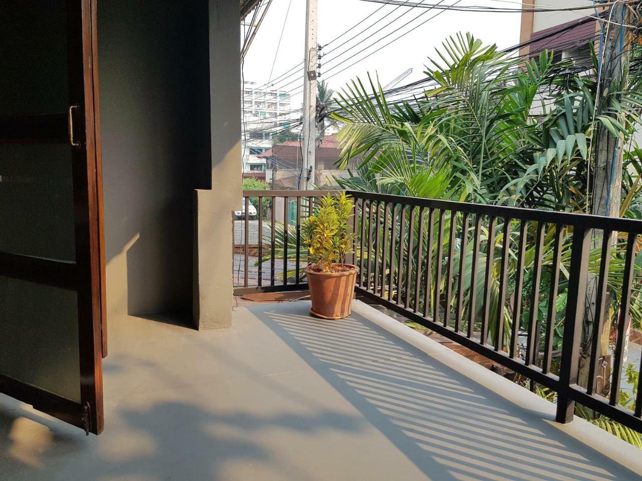 Piyanattha House Villa เชียงใหม่ ภายนอก รูปภาพ