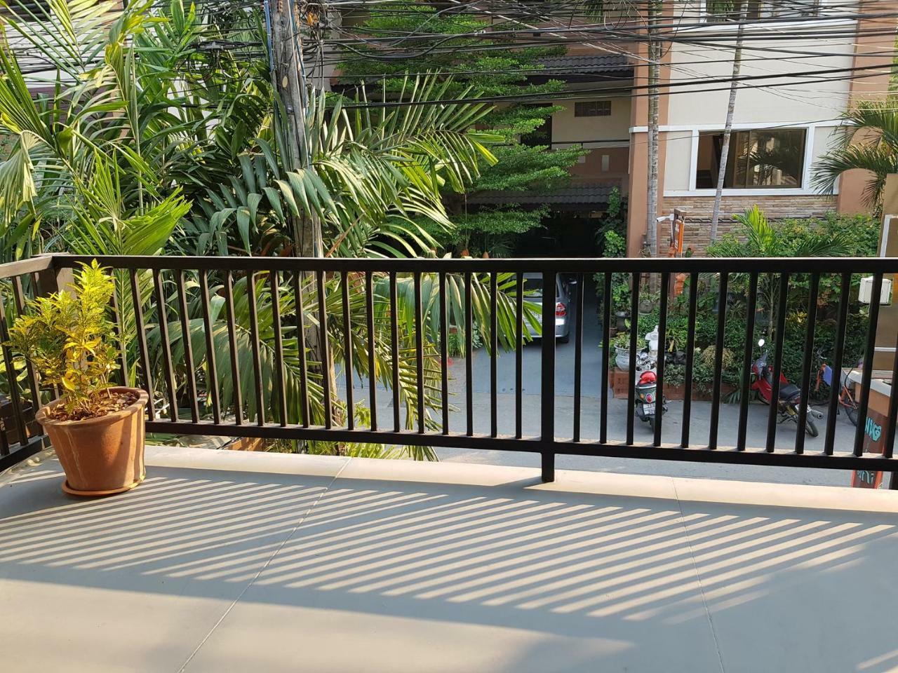 Piyanattha House Villa เชียงใหม่ ภายนอก รูปภาพ